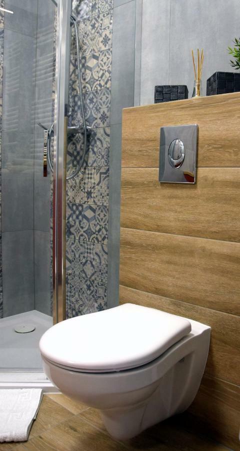 W&K Apartments - Ginger Suite - Faktura Vat, Parking Koszalin Bagian luar foto